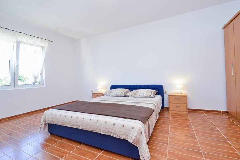 Sreca Apartment Near Beach With Bbq Bibinje Dış mekan fotoğraf