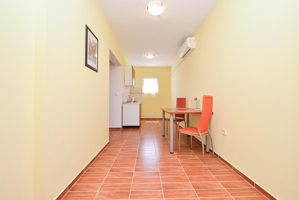 Sreca Apartment Near Beach With Bbq Bibinje Dış mekan fotoğraf