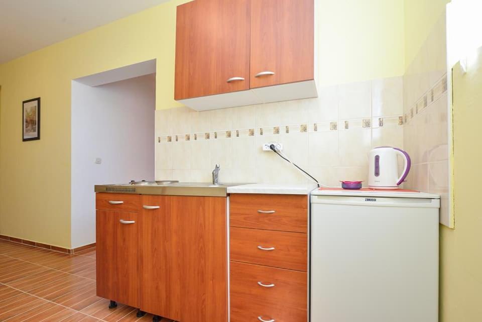 Sreca Apartment Near Beach With Bbq Bibinje Dış mekan fotoğraf
