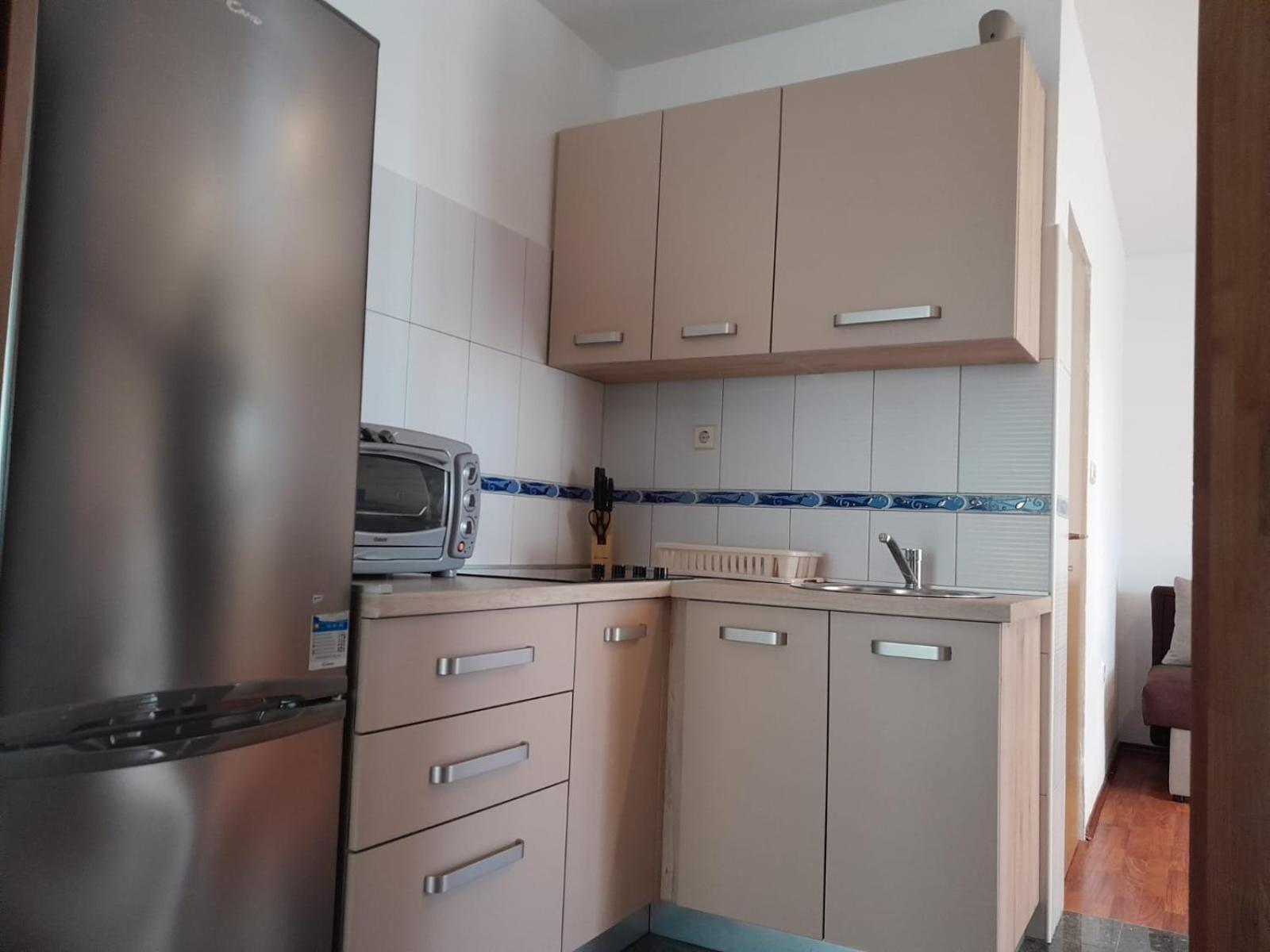 Sreca Apartment Near Beach With Bbq Bibinje Oda fotoğraf